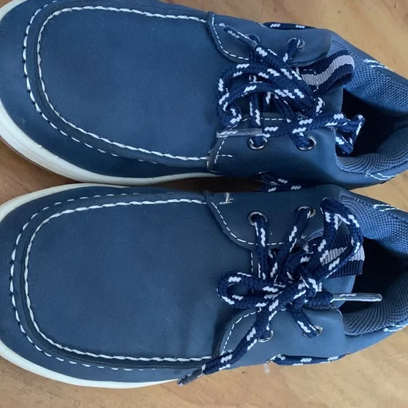 EUC kids boat dress shoes - Picture 2 of 4